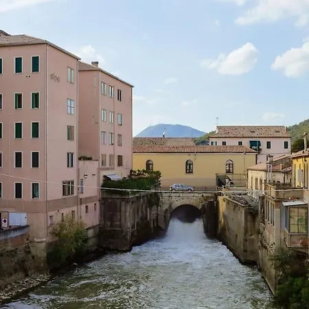 Yourbanflat Waterway Haven * Battaglia Terme